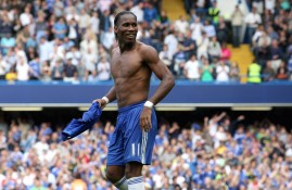 半岛体育官网-姆巴佩复出首秀出彩，休斯顿火箭主场大胜波尔图，豪取3连胜